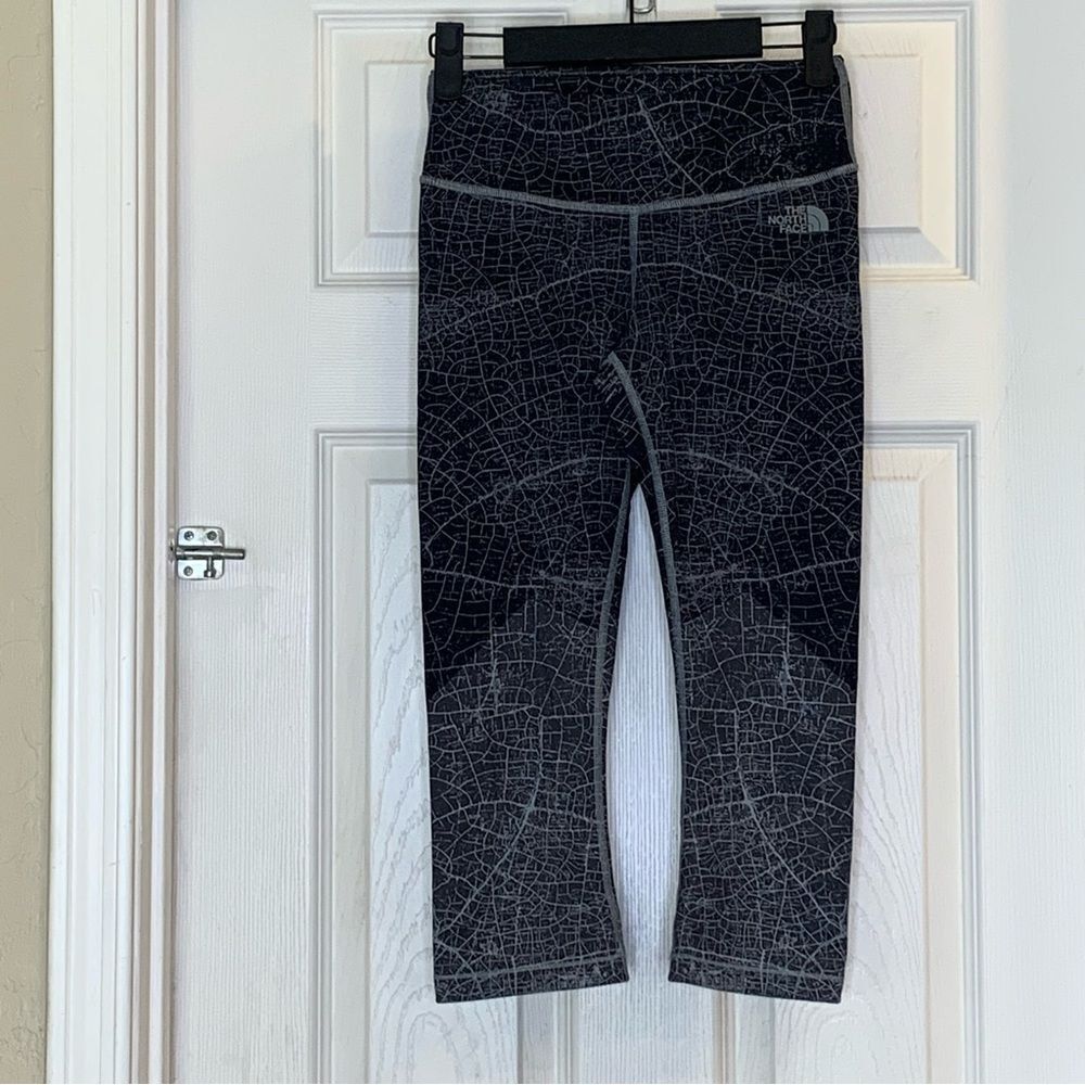The North Face Motivation Crop Leggings Black Crackle FlashDry Size XS